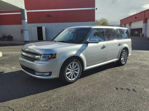 Ford Flex — 6