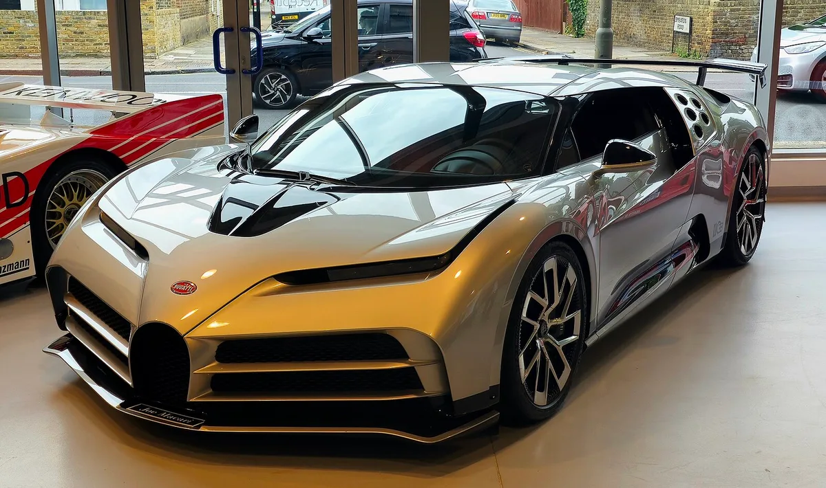 Bugatti Centodieci