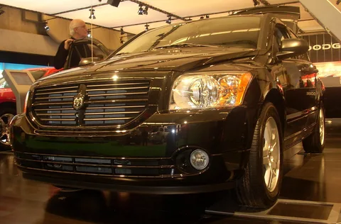 Dodge Caliber — 2