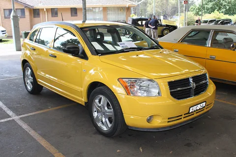 Dodge Caliber — 7