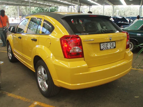 Dodge Caliber — 8