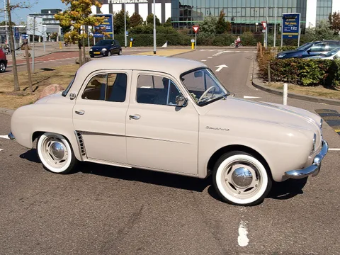 Renault Dauphine — 7