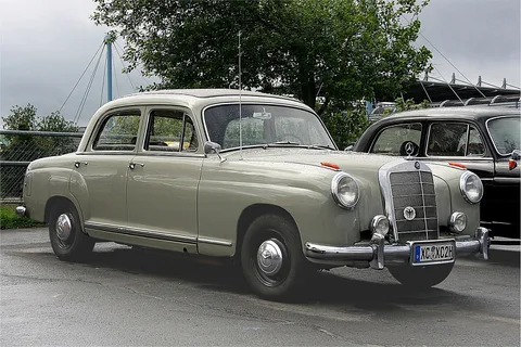 Mercedes-Benz W105