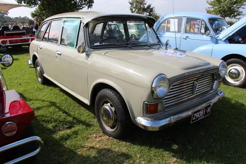 Morris Nomad — 4