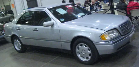 Mercedes-Benz W202 — 2