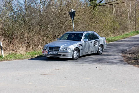 Mercedes-Benz W202 — 6