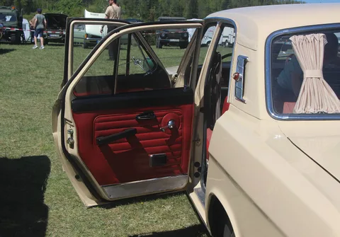 GAZ-24 — 7
