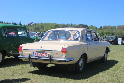 GAZ-24 — 8