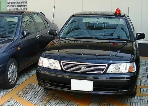 Nissan Bluebird — 3