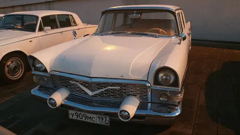 GAZ-13 — 2