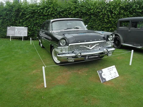 GAZ-13 — 6