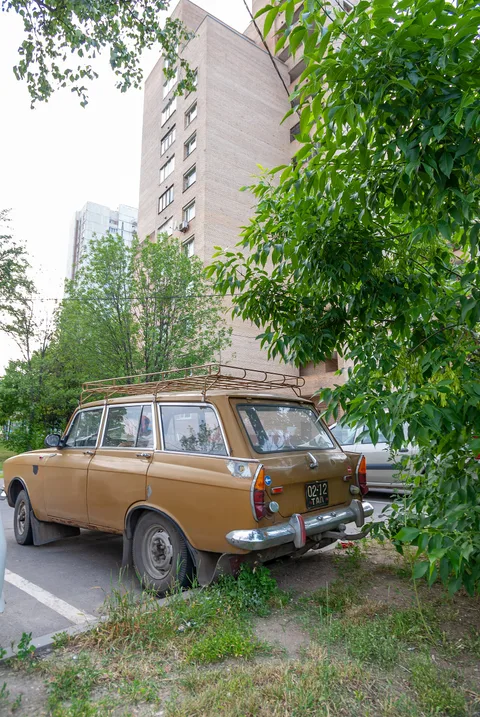 Moskvich 2137 — 5