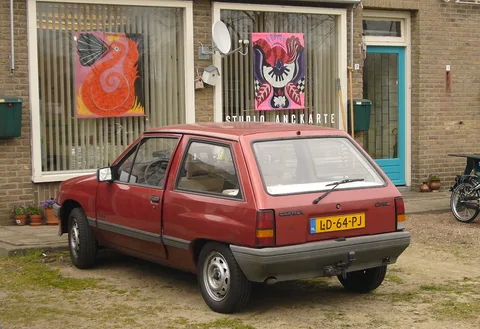 Opel Corsa A — 2