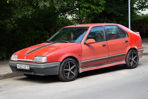 Renault 19 — 7