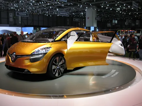 Renault R-Space — 2