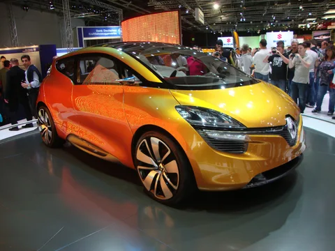 Renault R-Space — 5