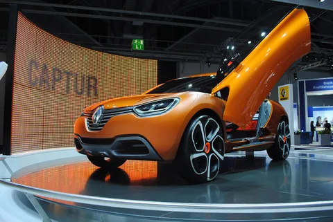 Renault R-Space — 8