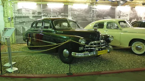 GAZ-12 ZIM — 6