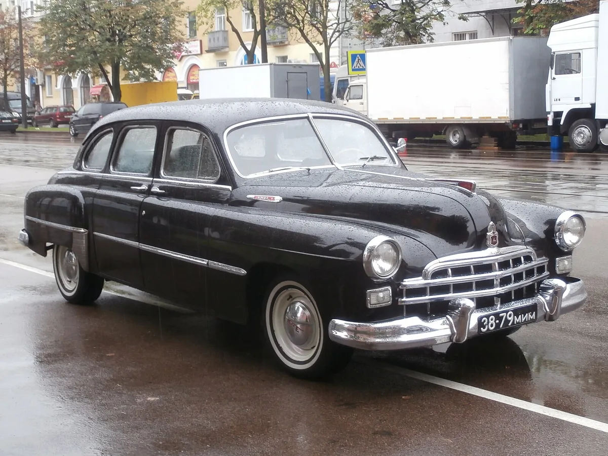 GAZ-12 ZIM