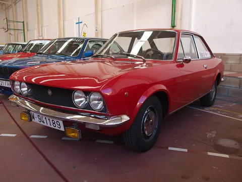 SEAT 124 Sport — 7