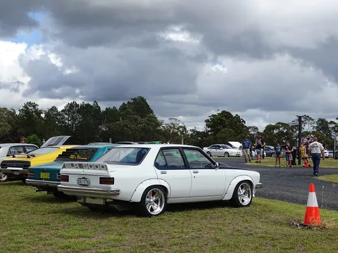 Holden Torana — 2