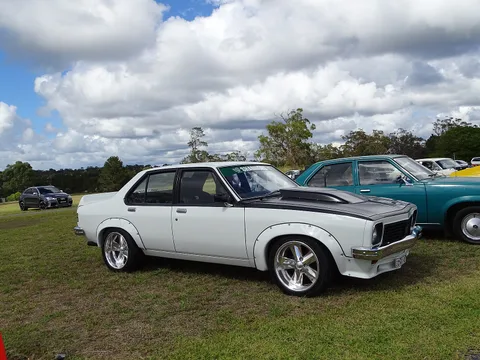 Holden Torana — 3