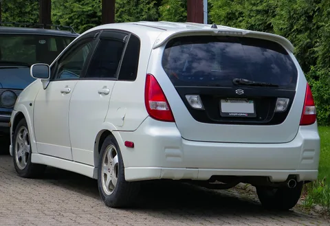 Suzuki Aerio — 7