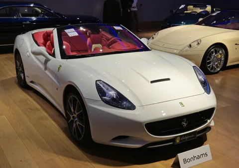 Ferrari California — 2