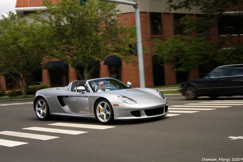 Porsche Carrera GT — 2