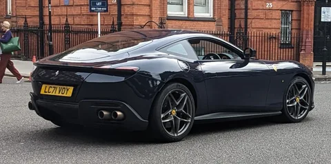 Ferrari Roma — 7