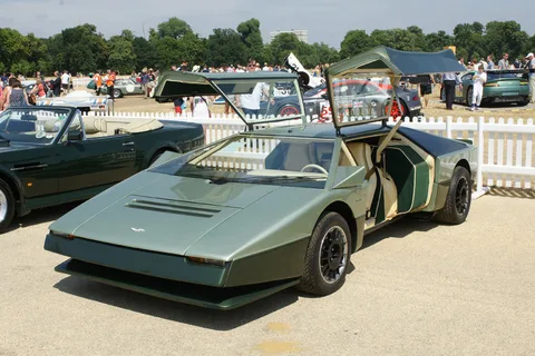 Aston Martin Bulldog — 6