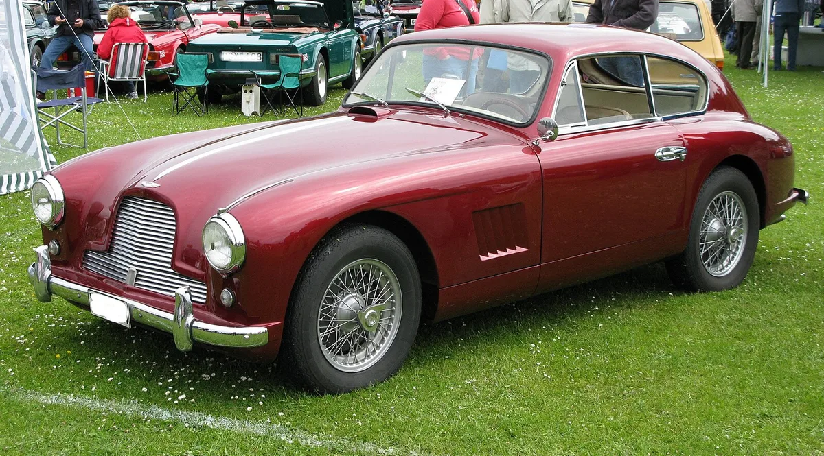 Aston Martin DB2/4