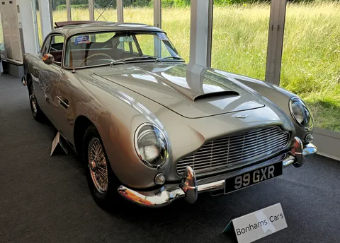 Aston Martin DB5 — 4