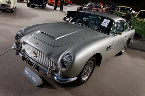 Aston Martin DB5 — 7
