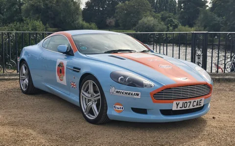 Aston Martin DB9 — 2