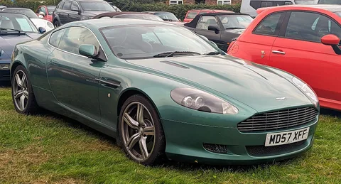 Aston Martin DB9 — 5
