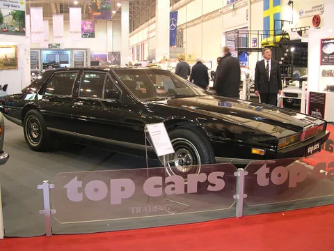 Aston Martin Lagonda — 3