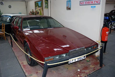 Aston Martin Lagonda — 7