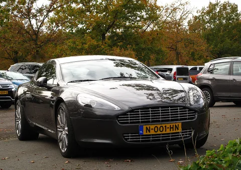 Aston Martin Rapide — 3