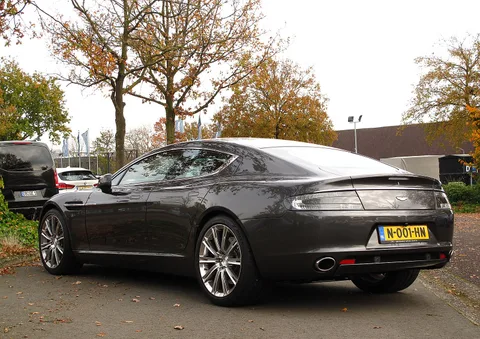 Aston Martin Rapide — 4