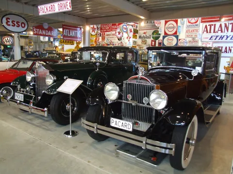 Packard Super Eight — 2