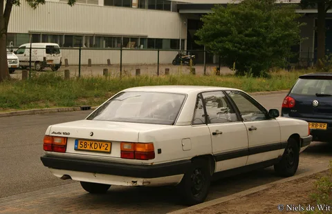 Audi 100 C3 — 5