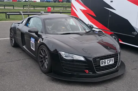 Audi R8 — 2