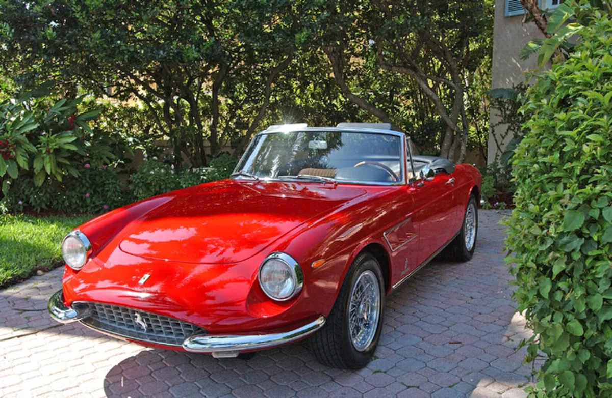 Ferrari 330