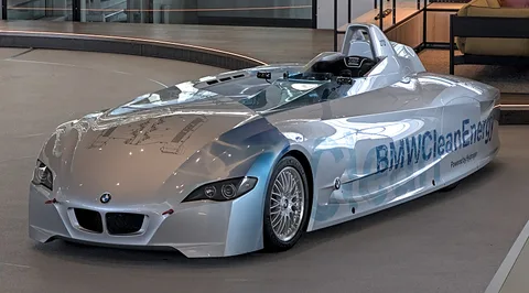 BMW H2R — 6