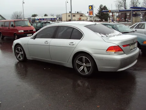 BMW E65 — 7