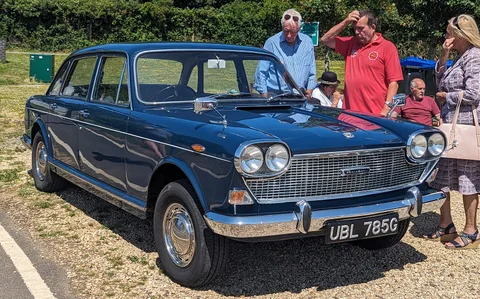 Austin 3-Litre — 3