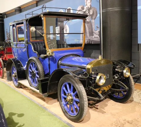 Austin 40 hp — 6