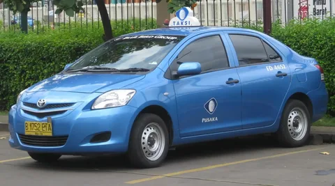 Toyota Limo