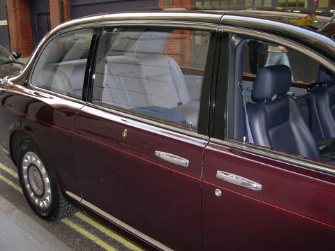 Bentley State Limousine — 8